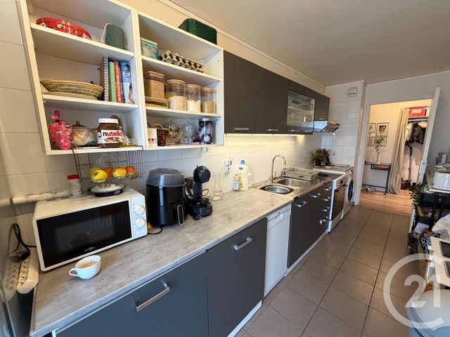 Appartement F3 à vendre - 3 pièces - 71.0 m2 - EVRY - 91 - ILE-DE-FRANCE - Century 21 Eureka