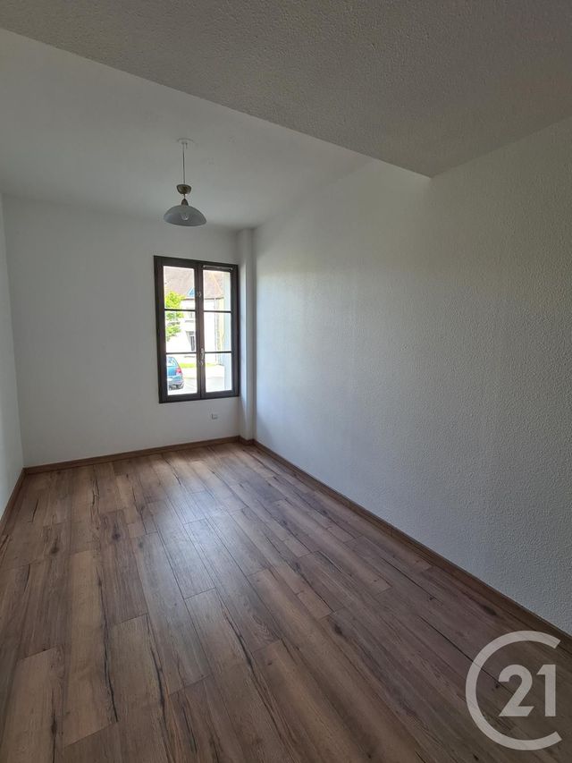 Afficher la photo en grand Appartement F2 à louer - 2 pièces - 42.72 m2 - EVRY - 91 - ILE-DE-FRANCE - Century 21 Eureka