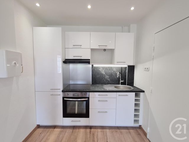 Afficher la photo en grand Appartement F2 à louer - 2 pièces - 42.72 m2 - EVRY - 91 - ILE-DE-FRANCE - Century 21 Eureka
