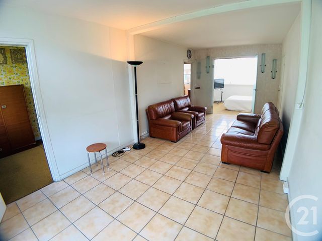 Afficher la photo en grand Appartement F3 à vendre - 3 pièces - 57.83 m2 - EVRY - 91 - ILE-DE-FRANCE - Century 21 Eureka