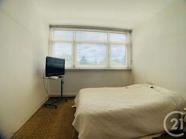 Afficher la photo en grand Appartement F3 à vendre - 3 pièces - 57.83 m2 - EVRY - 91 - ILE-DE-FRANCE - Century 21 Eureka