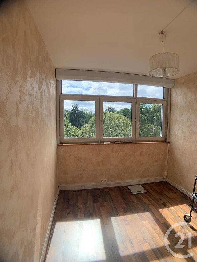 Afficher la photo en grand Appartement F3 à vendre - 3 pièces - 57.83 m2 - EVRY - 91 - ILE-DE-FRANCE - Century 21 Eureka
