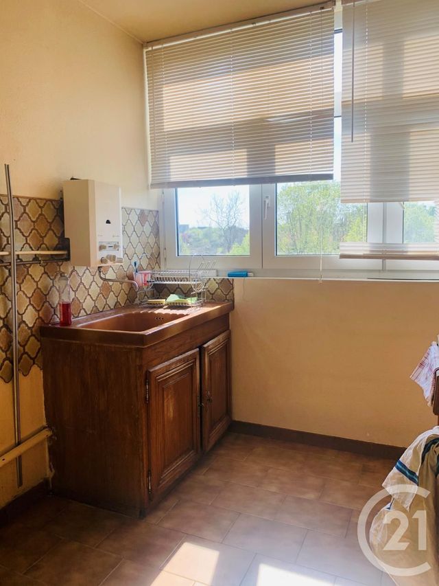 Afficher la photo en grand Appartement F3 à vendre - 3 pièces - 57.83 m2 - EVRY - 91 - ILE-DE-FRANCE - Century 21 Eureka