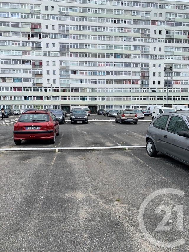 Afficher la photo en grand parking à vendre - 45.0 m2 - EVRY - 91 - ILE-DE-FRANCE - Century 21 Eureka