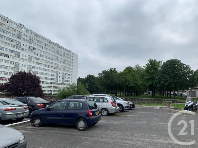 Afficher la photo en grand parking à vendre - 45.0 m2 - EVRY - 91 - ILE-DE-FRANCE - Century 21 Eureka