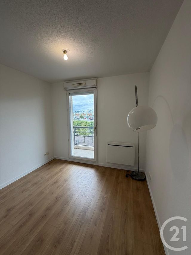 Appartement F2 à vendre - 2 pièces - 37.96 m2 - EVRY - 91 - ILE-DE-FRANCE - Century 21 Eureka