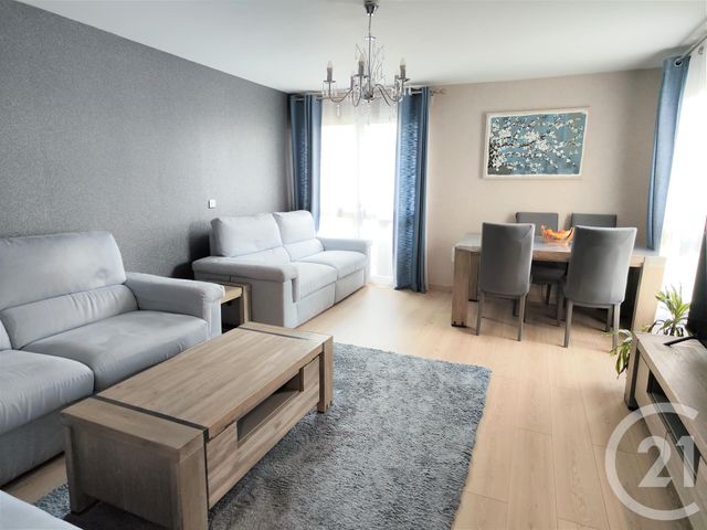 Appartement F4 à vendre - 4 pièces - 83.3 m2 - EVRY COURCOURONNES - 91 - ILE-DE-FRANCE - Century 21 Eureka