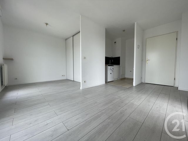 Appartement F1 à louer - 1 pièce - 32.36 m2 - EVRY - 91 - ILE-DE-FRANCE - Century 21 Eureka