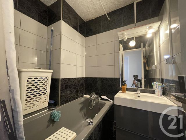 Appartement F4 à vendre - 4 pièces - 67.22 m2 - EVRY - 91 - ILE-DE-FRANCE - Century 21 Eureka