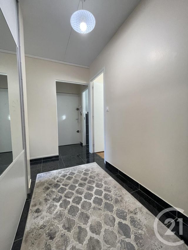 Appartement F4 à vendre - 4 pièces - 67.22 m2 - EVRY - 91 - ILE-DE-FRANCE - Century 21 Eureka
