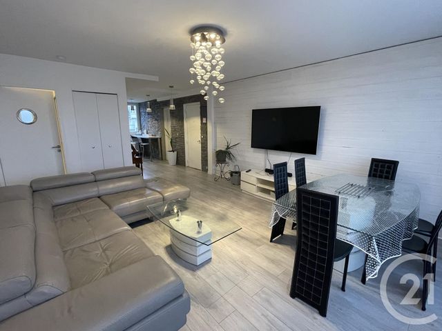 Appartement F5 à louer - 5 pièces - 96.19 m2 - EVRY - 91 - ILE-DE-FRANCE - Century 21 Eureka