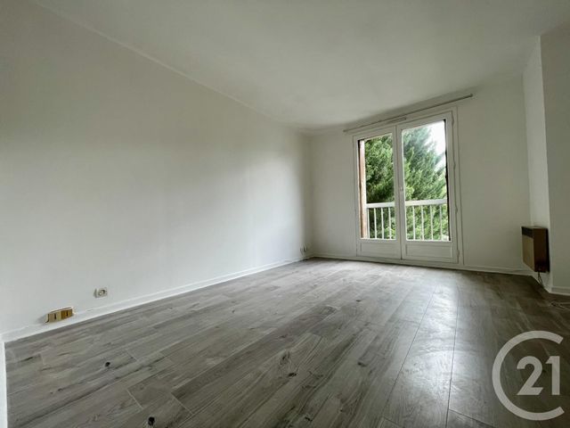 Appartement F2 à louer VIGNEUX SUR SEINE