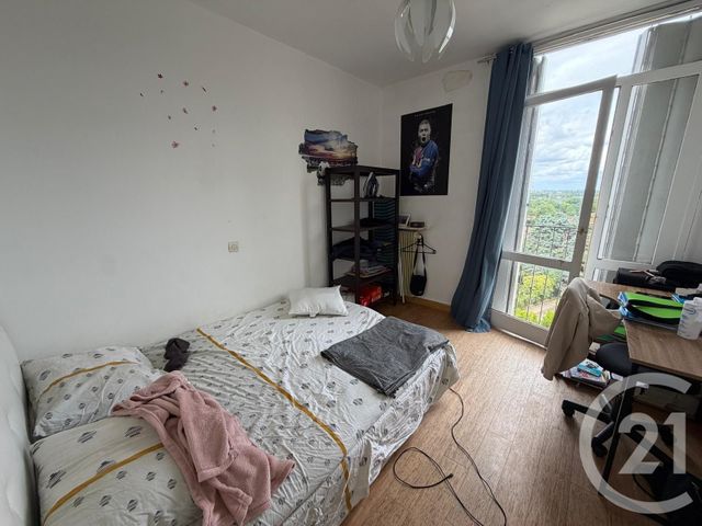 Appartement F5 à vendre - 5 pièces - 100.19 m2 - RIS ORANGIS - 91 - ILE-DE-FRANCE - Century 21 Eureka