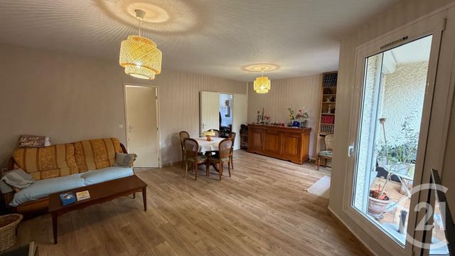 Appartement F4 à vendre - 4 pièces - 76.65 m2 - EVRY - 91 - ILE-DE-FRANCE - Century 21 Eureka