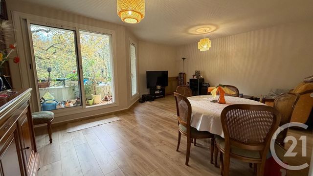 Appartement F4 à vendre - 4 pièces - 76.65 m2 - EVRY - 91 - ILE-DE-FRANCE - Century 21 Eureka