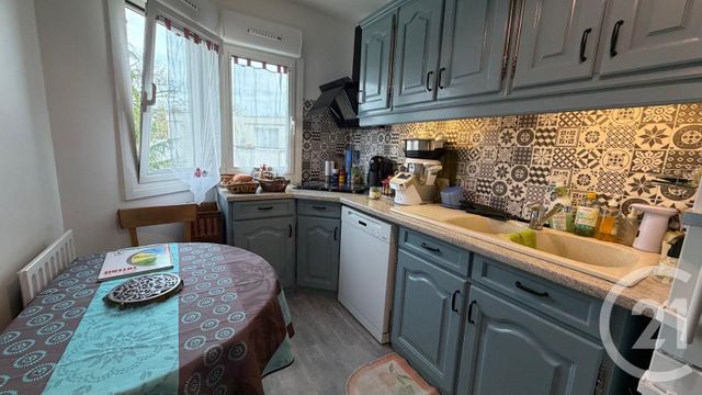 Appartement F4 à vendre - 4 pièces - 76.65 m2 - EVRY - 91 - ILE-DE-FRANCE - Century 21 Eureka