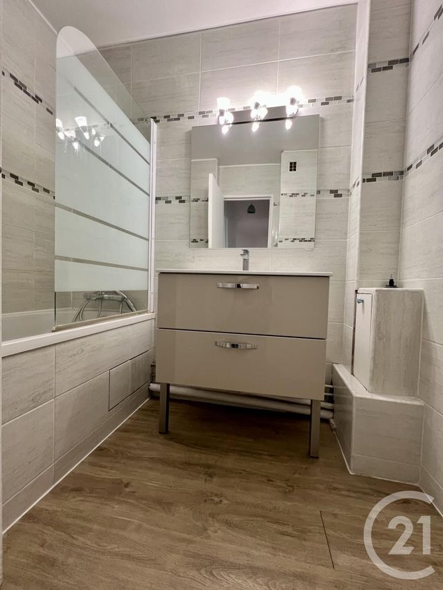 Appartement F5 à vendre - 5 pièces - 113.04 m2 - EVRY - 91 - ILE-DE-FRANCE - Century 21 Eureka