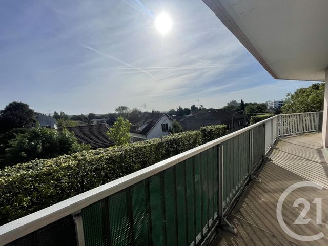 Appartement Chambre à louer - 1 pièce - 10.3 m2 - EVRY - 91 - ILE-DE-FRANCE - Century 21 Eureka