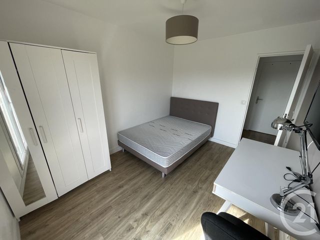 Appartement Chambre à louer - 1 pièce - 10.3 m2 - EVRY - 91 - ILE-DE-FRANCE - Century 21 Eureka