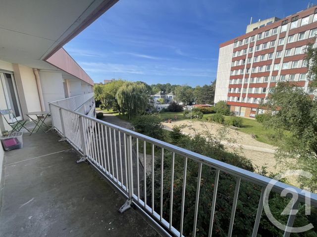 Appartement Chambre à louer - 1 pièce - 10.3 m2 - EVRY - 91 - ILE-DE-FRANCE - Century 21 Eureka