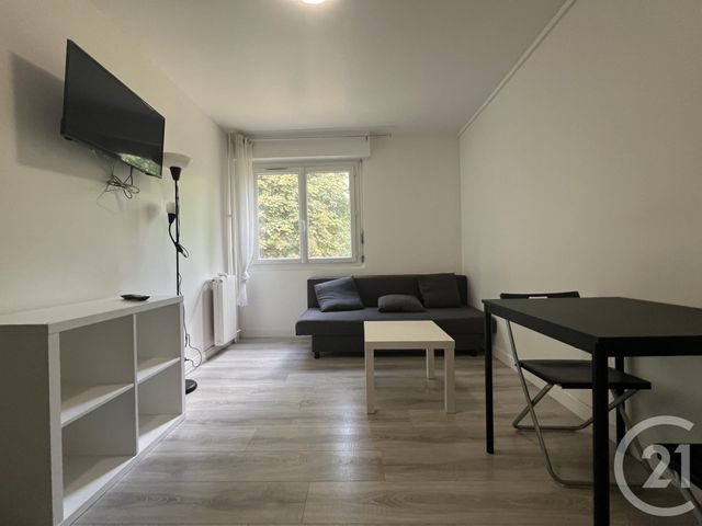 Appartement Chambre à louer - 1 pièce - 13.0 m2 - EVRY - 91 - ILE-DE-FRANCE - Century 21 Eureka