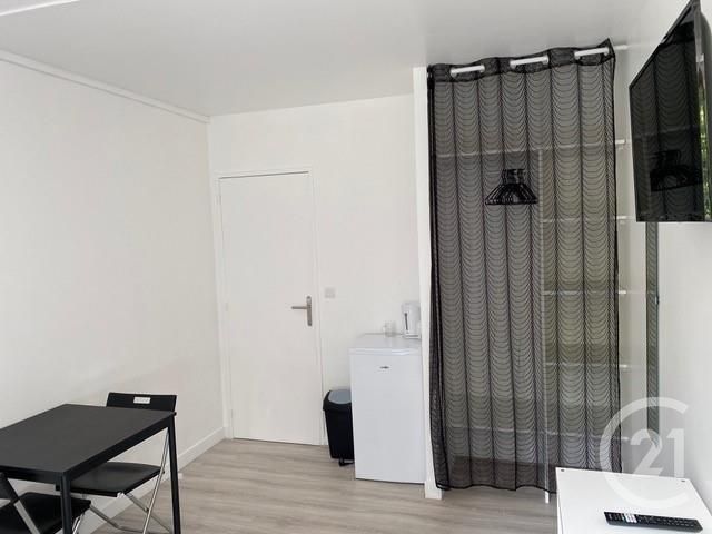 Appartement Chambre à louer - 1 pièce - 13.0 m2 - EVRY - 91 - ILE-DE-FRANCE - Century 21 Eureka