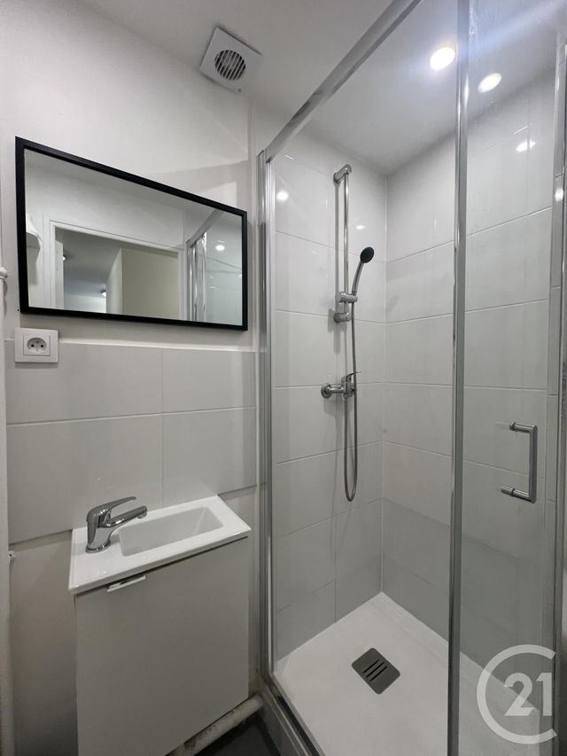 Appartement Chambre à louer - 1 pièce - 13.0 m2 - EVRY - 91 - ILE-DE-FRANCE - Century 21 Eureka