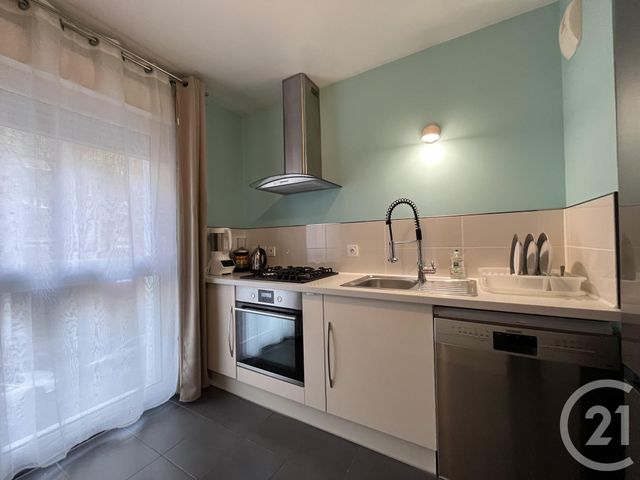 Appartement F3 à vendre - 3 pièces - 63.6 m2 - EVRY - 91 - ILE-DE-FRANCE - Century 21 Eureka