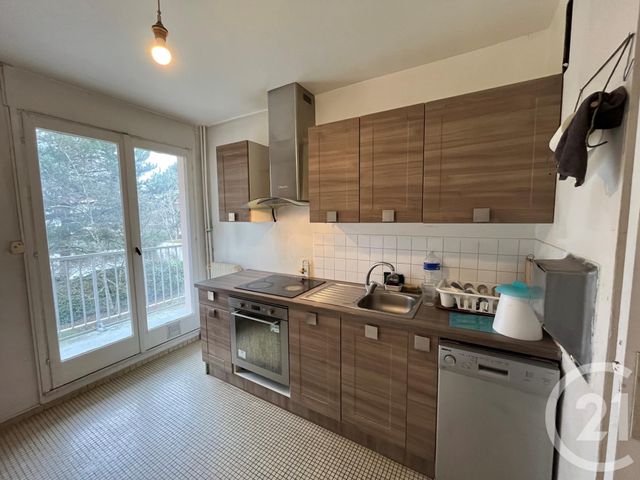 Appartement F3 à vendre - 3 pièces - 67.75 m2 - EVRY - 91 - ILE-DE-FRANCE - Century 21 Eureka