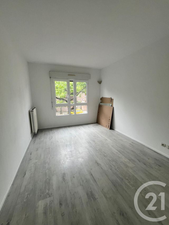 Afficher la photo en grand Appartement F4 à vendre - 4 pièces - 74.0 m2 - EVRY - 91 - ILE-DE-FRANCE - Century 21 Eureka