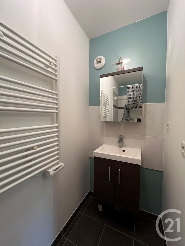 Afficher la photo en grand Appartement à vendre - 5 pièces - 81.15 m2 - RIS ORANGIS - 91 - ILE-DE-FRANCE - Century 21 Eureka