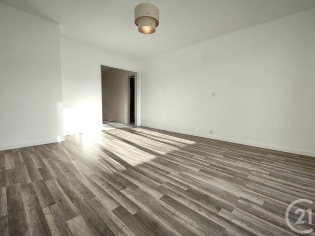 Appartement F3 à vendre - 3 pièces - 62.49 m2 - EVRY - 91 - ILE-DE-FRANCE - Century 21 Eureka