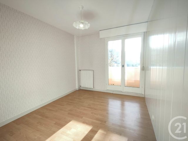 Appartement F3 à vendre - 3 pièces - 62.49 m2 - EVRY - 91 - ILE-DE-FRANCE - Century 21 Eureka