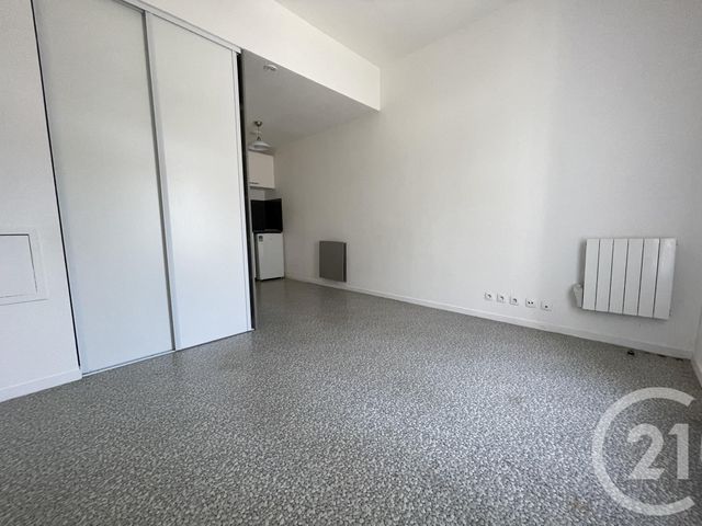 Appartement F1 à vendre - 1 pièce - 19.15 m2 - EVRY - 91 - ILE-DE-FRANCE - Century 21 Eureka