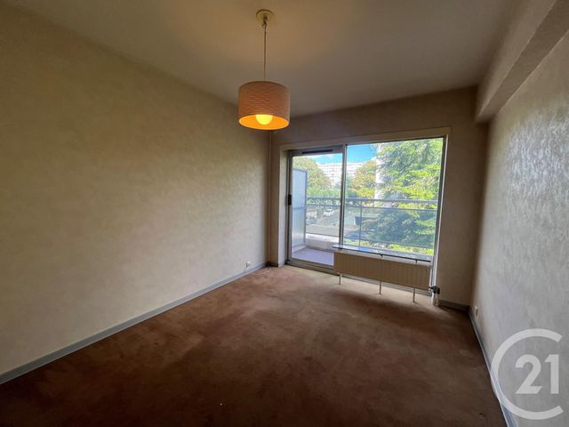 Afficher la photo en grand Appartement F2 à vendre - 2 pièces - 48.48 m2 - EVRY - 91 - ILE-DE-FRANCE - Century 21 Eureka