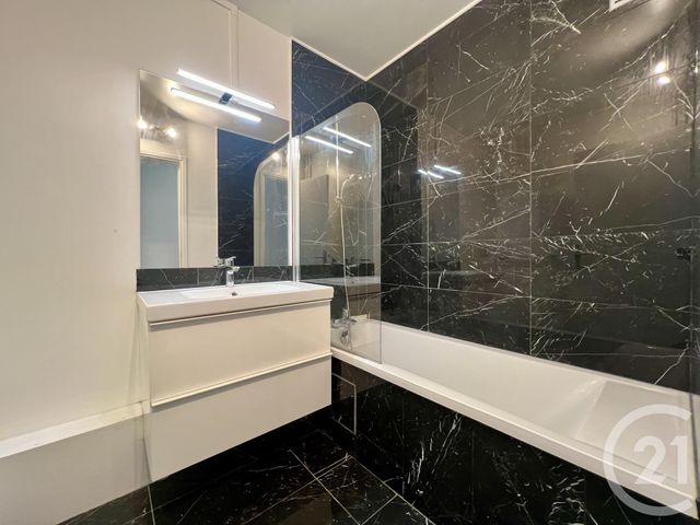 Afficher la photo en grand Appartement F4 à louer - 4 pièces - 72.95 m2 - EVRY - 91 - ILE-DE-FRANCE - Century 21 Eureka