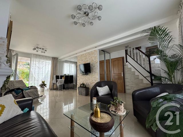 maison à vendre - 6 pièces - 74.99 m2 - EVRY COURCOURONNES - 91 - ILE-DE-FRANCE - Century 21 Eureka