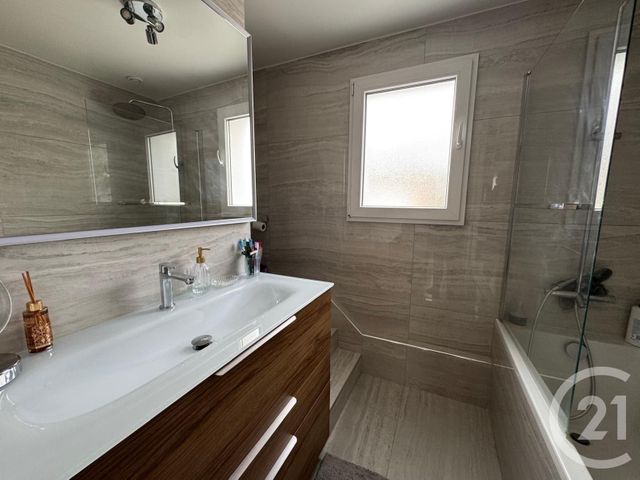 maison à vendre - 6 pièces - 74.99 m2 - EVRY COURCOURONNES - 91 - ILE-DE-FRANCE - Century 21 Eureka