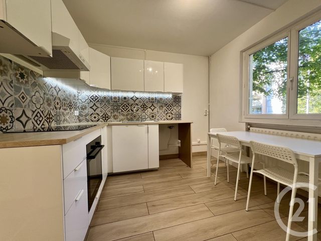 Afficher la photo en grand Appartement F4 à vendre - 4 pièces - 72.95 m2 - EVRY - 91 - ILE-DE-FRANCE - Century 21 Eureka