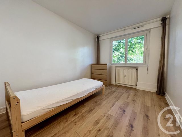 Afficher la photo en grand Appartement F4 à vendre - 4 pièces - 72.95 m2 - EVRY - 91 - ILE-DE-FRANCE - Century 21 Eureka