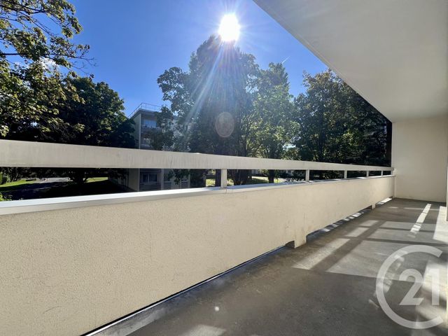 Afficher la photo en grand Appartement F4 à vendre - 4 pièces - 72.95 m2 - EVRY - 91 - ILE-DE-FRANCE - Century 21 Eureka