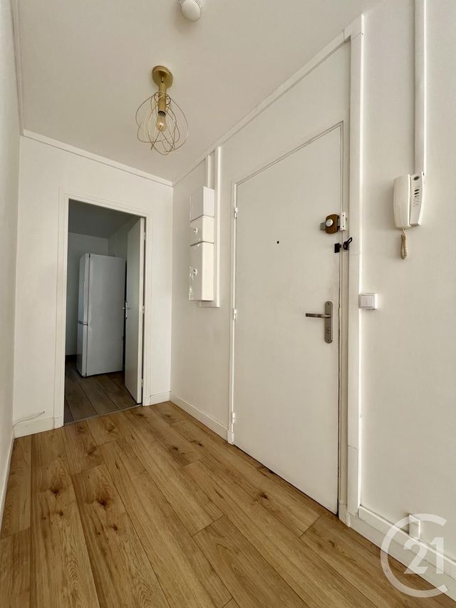 Afficher la photo en grand Appartement F4 à vendre - 4 pièces - 72.95 m2 - EVRY - 91 - ILE-DE-FRANCE - Century 21 Eureka