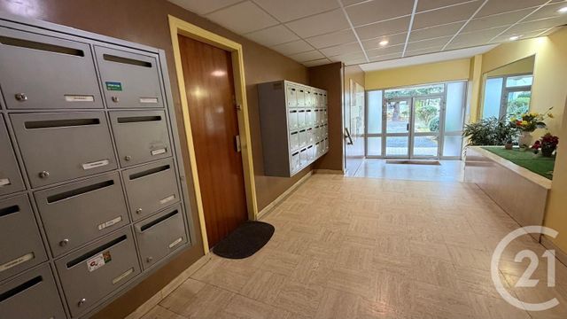 Appartement F4 à vendre - 4 pièces - 77.87 m2 - EVRY - 91 - ILE-DE-FRANCE - Century 21 Eureka