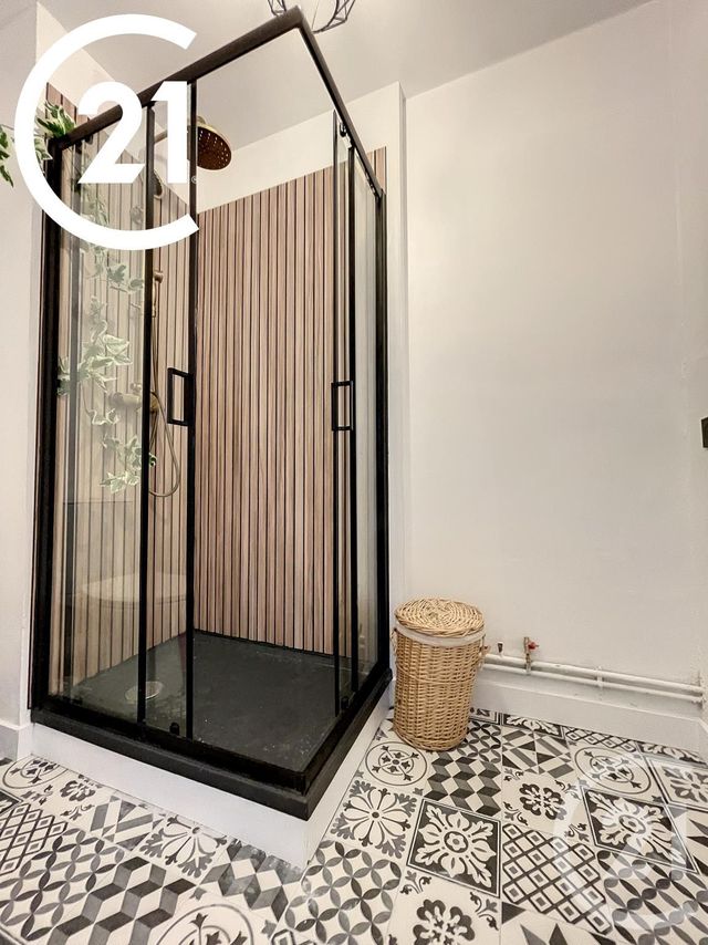 Afficher la photo en grand Appartement F1 à louer - 1 pièce - 39.56 m2 - EVRY - 91 - ILE-DE-FRANCE - Century 21 Eureka