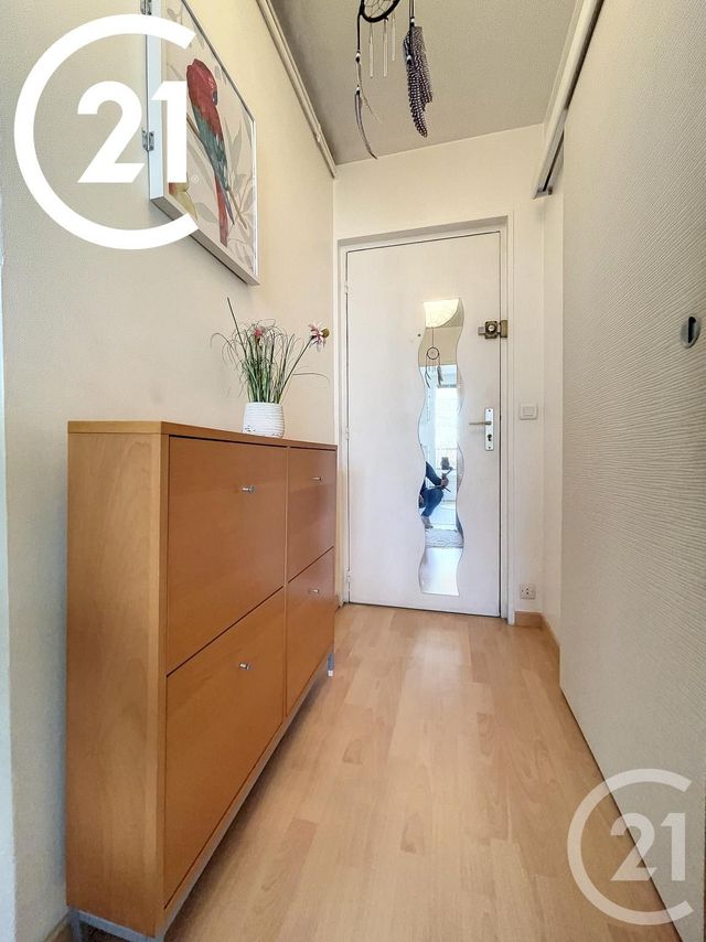 Afficher la photo en grand Appartement F1 à louer - 1 pièce - 39.56 m2 - EVRY - 91 - ILE-DE-FRANCE - Century 21 Eureka