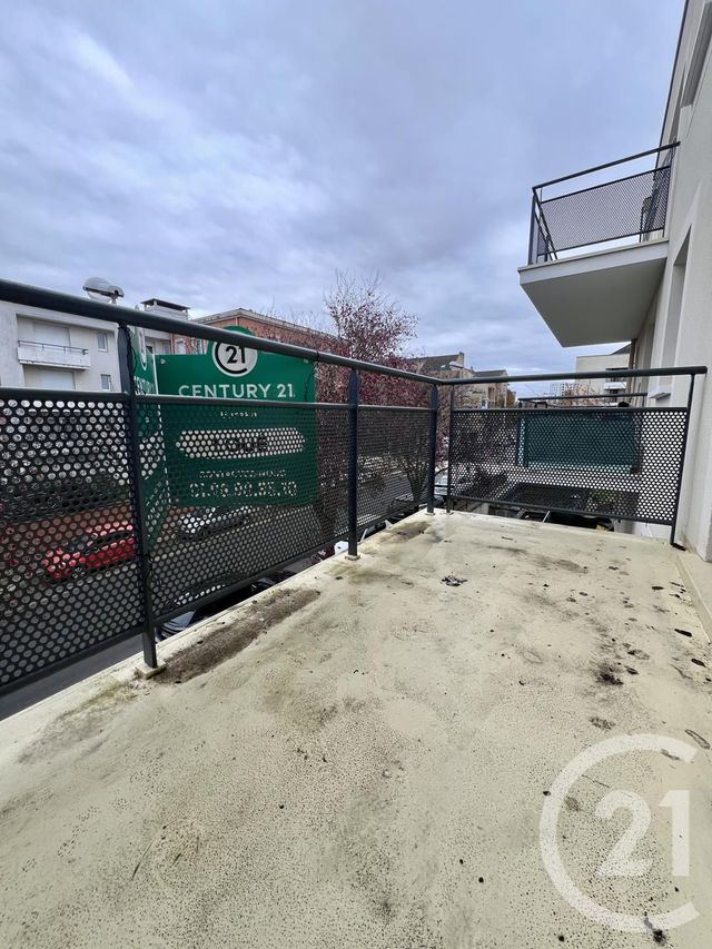 Appartement F1 bis à louer - 2 pièces - 31.08 m2 - COURCOURONNES - 91 - ILE-DE-FRANCE - Century 21 Eureka