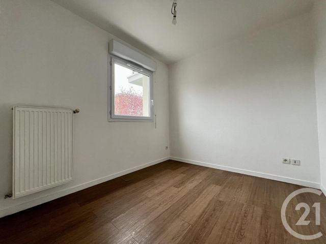 Appartement F1 bis à louer - 2 pièces - 31.08 m2 - COURCOURONNES - 91 - ILE-DE-FRANCE - Century 21 Eureka