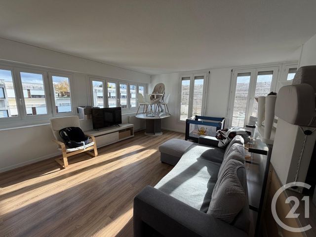 Appartement à vendre - 4 pièces - 89.35 m2 - EVRY - 91 - ILE-DE-FRANCE - Century 21 Eureka