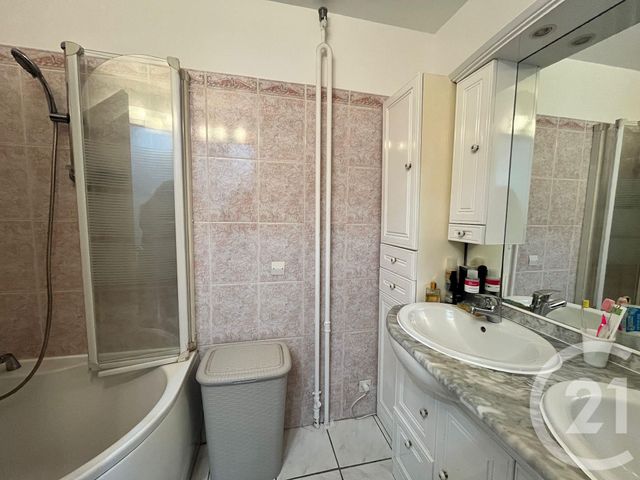 Appartement à vendre - 4 pièces - 89.35 m2 - EVRY - 91 - ILE-DE-FRANCE - Century 21 Eureka