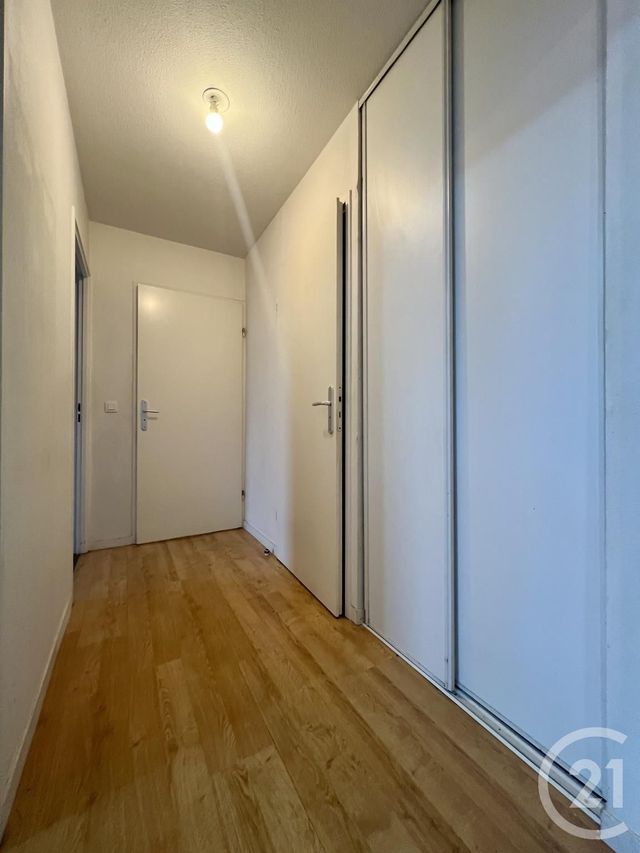 Appartement F3 à louer - 3 pièces - 55.42 m2 - EVRY - 91 - ILE-DE-FRANCE - Century 21 Eureka